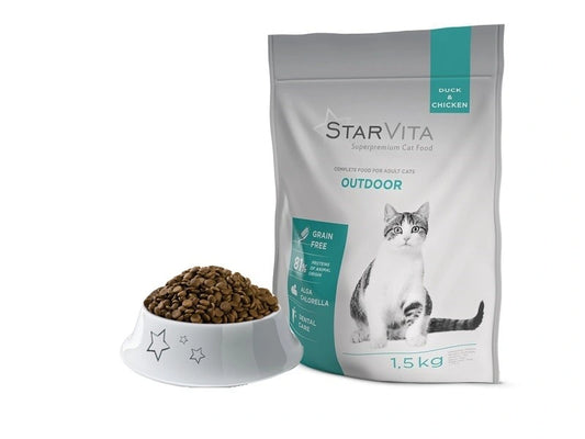 Förpackning och matskål med Starvita torrfoder för utomhuskatter